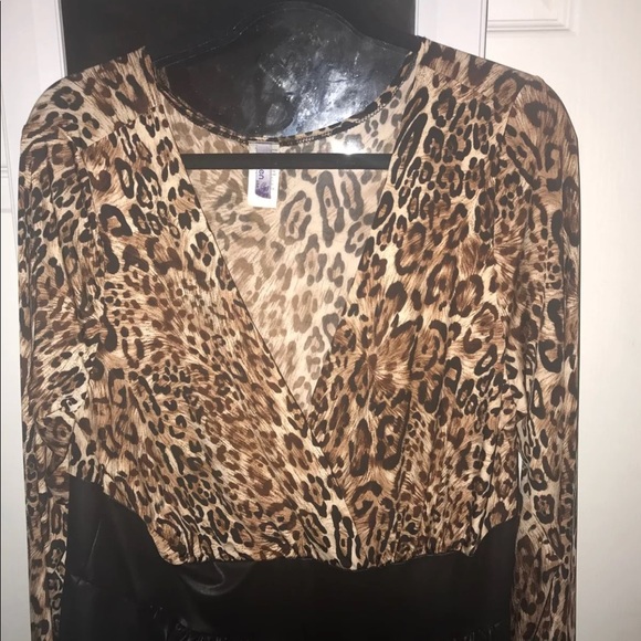 Leopard Print BodyCon Dress - Picture 3 of 5